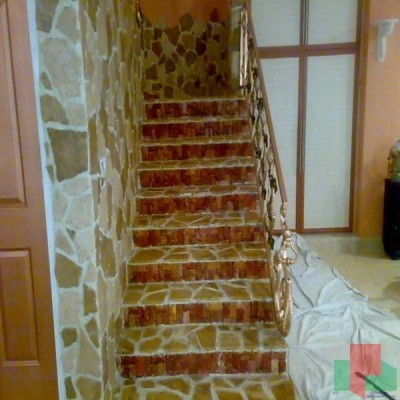 Antique stairs2